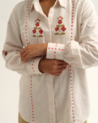 Andre Embroidered Set