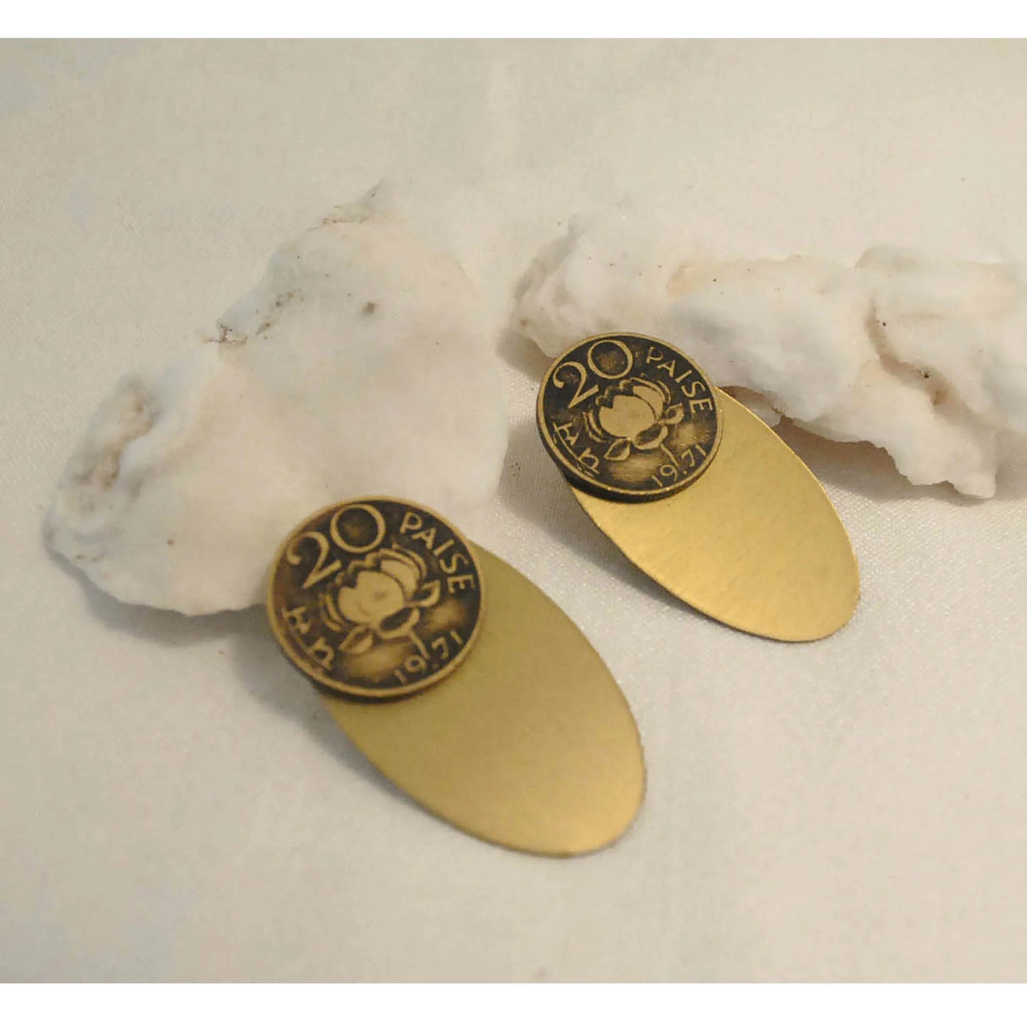 20 Paise Oval Earjackets